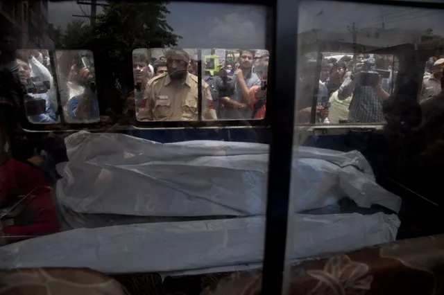 ବୁରାଡ଼ି ଗଣମୃତ୍ୟୁ ମାମଲା: ତାନ୍ତ୍ରିକ ଗୀତା ମାଆଙ୍କୁ ୨ ଘଣ୍ଟା ଧରି ପଚରାଉଚରା କଲା ପୁଲିସ୍‌