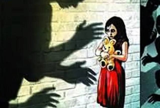 ତୃତୀୟ ଶ୍ରେଣୀ ଛାତ୍ରୀକୁ ଦୁଷ୍କର୍ମ କରି ଶିକ୍ଷକ ଗିରଫ, ସ୍କୁଲ୍‌ରୁ ନିଲମ୍ବିତ