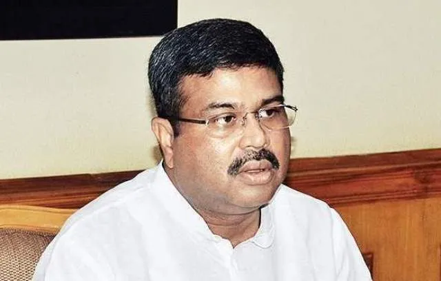 ତୋମାରଙ୍କୁ ଚିଠି ଲେଖି ଅନୁରୋଧ କଲେ ଧର୍ମେନ୍ଦ୍ର : ପକ୍କା ଘର ଯୋଜନାର ତଦନ୍ତ କରାଯାଉ