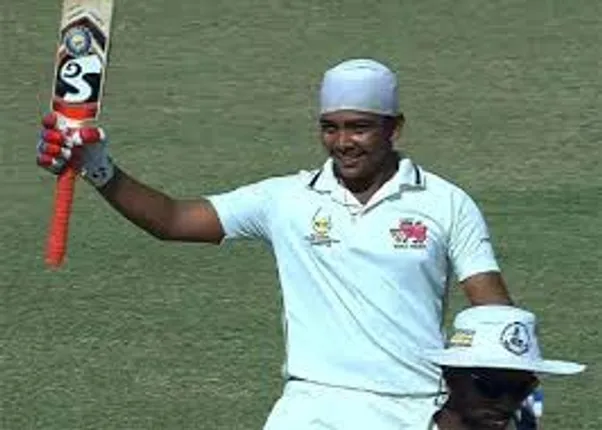 ‘ଏ’ ଟେଷ୍ଟରେ ପୃଥ୍ଵୀଙ୍କ ଶତକ