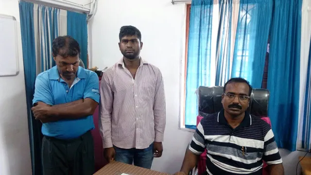 ଜୟପୁର: ୨ ନକଲି ନକ୍ସଲ ଗିରଫ, ବାଇକ-ମୋବାଇଲ ଜବତ