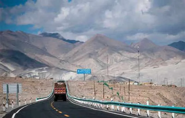 ପାକିସ୍ତାନ ପରେ ମିଅାଁମାର୍‌କୁ ଆର୍ଥିକ କରିଡୋର୍‌ ନିର୍ମାଣ କରିବାକୁ ଚେଷ୍ଟା ଚଳାଇଛି ଚୀନ୍‌