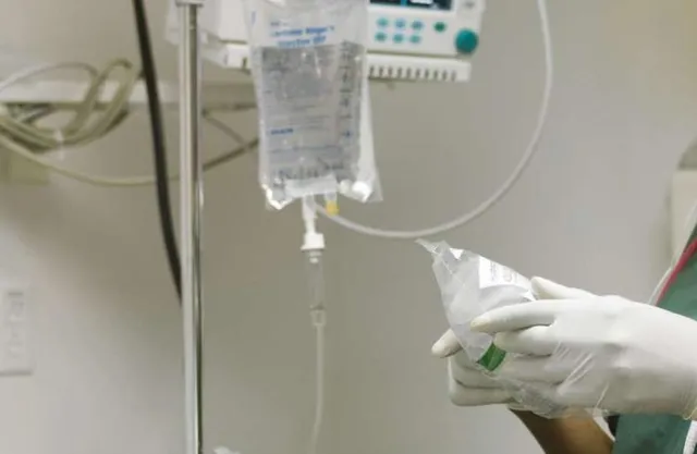 ଭୋଜି ଖାଇ ୯୦ ଝାଡ଼ାବାନ୍ତିରେ ଆକ୍ରାନ୍ତ