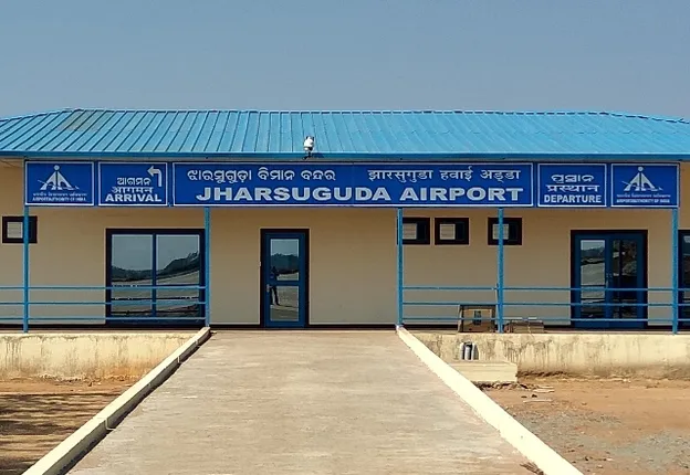 ମନଇଚ୍ଛା ବିଭିନ୍ନ ଫ୍ଲାଇଟ ବାତିଲ କରୁଥିବାରୁ ଏୟାର ଓଡ଼ିଶାକୁ ନୋଟିସ