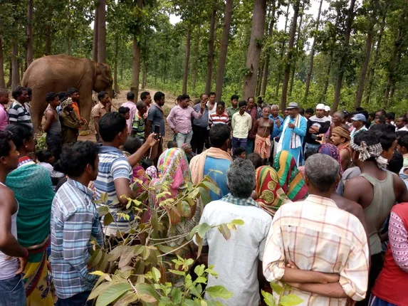 ମହେନ୍ଦ୍ର, ରାଜକୁମାରକୁ ଛାଡ଼ିଲେନି