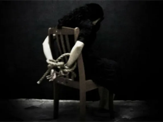 ବିବାହ ପାଇଁ ଜିଦ୍‌ କରି ମଡେଲଙ୍କୁ ବନ୍ଦୀ କଲେ ଯୁବକ