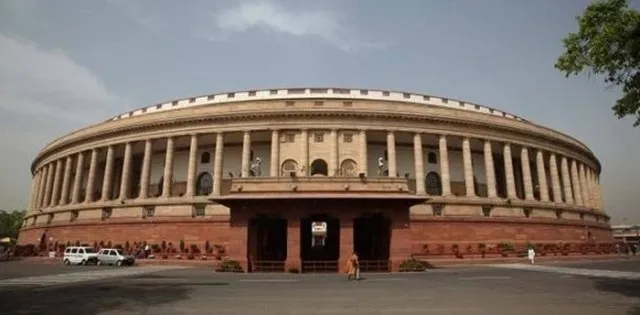 ଚକିତ କଲା ବିଜେଡି ନିଷ୍ପତ୍ତି : ଆଲୋଚନା ପୂର୍ବରୁ କକ୍ଷତ୍ୟାଗ, ୧୫ ମିନିଟ୍‌ ଦିଆଯାଇଥିଲା, ୪୫ ସେକେଣ୍ଡ୍‌ରେ ସାରିଦେଲେ