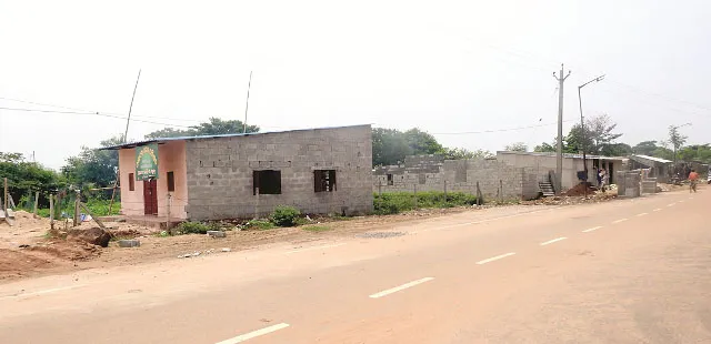 ଖୁଲମ୍‌ଖୁଲା ବିକ୍ରି ହେଉଛି ସରକାରୀ ଜମି : ୨୦ରେ ୨୦ ଫୁଟ୍‌ ଜାଗାକୁ ୬୦ ହଜାର