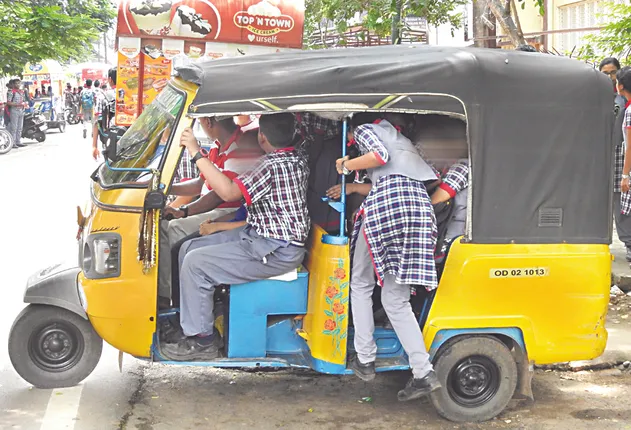 ଛାତ୍ରଛାତ୍ରୀଙ୍କ ସୁରକ୍ଷା ଏମିତି...