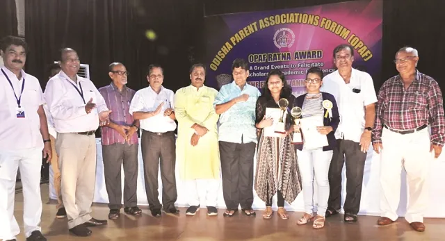 ‘ବେସରକାରୀ ସ୍କୁଲ ପରିଚାଳନା ନିୟନ୍ତ୍ରିତ ହେଉ’