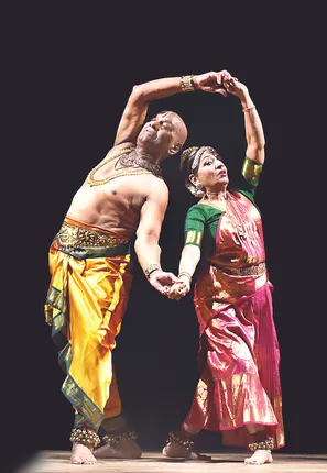 ଆକର୍ଷିତ କଲା ବିଶାଲ କ୍ରିଷ୍ଣାଙ୍କ ‘ପୌରାଣିକ ବୋଲ’