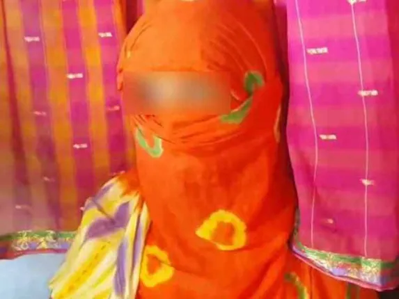 ଯୌତୁକରେ କାର୍‌ ନ ମିଳିବାରୁ ତିନ୍‌ ତଲାକ୍‌ ଦେଲା ସ୍ୱାମୀ,୩ ମାସର ଗର୍ଭବତୀ ଥିବା ଜାଣି ମଧ୍ୟ ଶ୍ୱଶୁର ଏବଂ ନଣଦେଇ କଲେ ଦୁଷ୍କର୍ମ