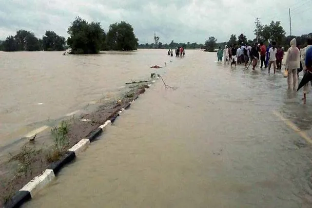 ପ୍ରବଳ ବର୍ଷା ହେତୁ ନଳାରେ ଭାସିଯିବାରୁ ବାଳକ ମୃତ, ୨୦୦ ମିଟର୍‌ ଦୂରରୁ ମିଳିଲା ମୃତଦେହ