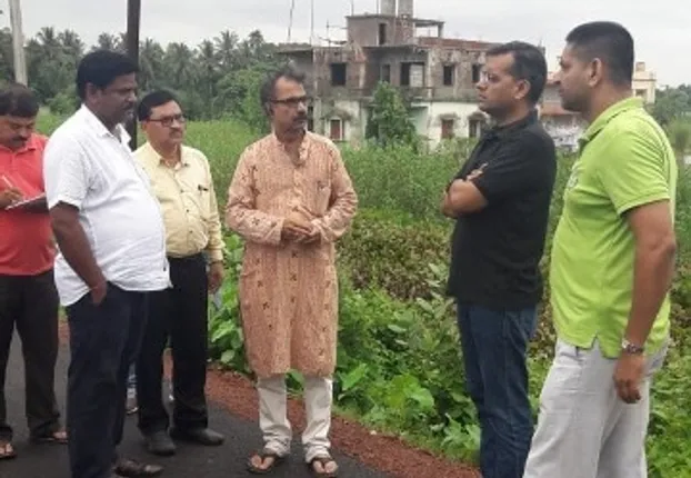 ପାହାଳ ନିକଟରେ ବ୍ୟବସାୟିକ ପ୍ରତିଷ୍ଠାନ ସିଲ୍‌ କରିବାକୁ ନିର୍ଦ୍ଦେଶ