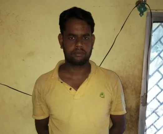 ଫେସ୍‌ବୁକ୍‌ରେ ମହିଳା ସରପଞ୍ଚଙ୍କ ଅଶ୍ଳୀଳ ଭିଡିଓ ଛାଡ଼ି ଯୁବକ ଗିରଫ