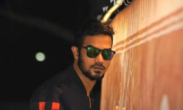 ଯୁବକଙ୍କ ‘ଲାଇଭ୍‌ ସୁଇସାଇଡ୍‌’ : ପ୍ରେମିକାଙ୍କୁ ଭିଡିଓକଲ୍‌ କରି ପଙ୍ଖାରେ ଝୁଲିଲେ