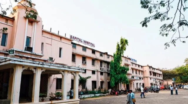 ସରକାରଙ୍କ ମାଗଣା ସ୍ୱାସ୍ଥ୍ୟ ଯୋଜନାର ଦୁଃଖ : ଡାଏଲିସିସ୍‌ ରୋଗୀଙ୍କୁ ହେପାଟାଇଟିସ୍‌ ଇଞ୍ଜେକସନ୍‌ କିଏ ଦେବ?