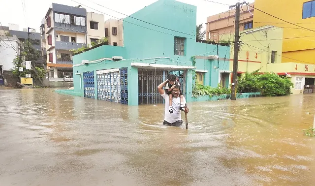 ଜଳବନ୍ଦୀ : ପାଣି ଘେରରେ ୮ଘଣ୍ଟା