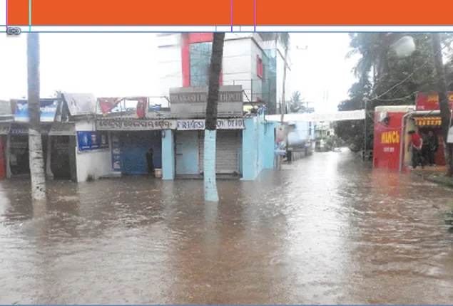 ବର୍ଷା ବୁଡ଼ାଇଲା ବେପାର:ବିକ୍ରି କମିଲା ୬୦%