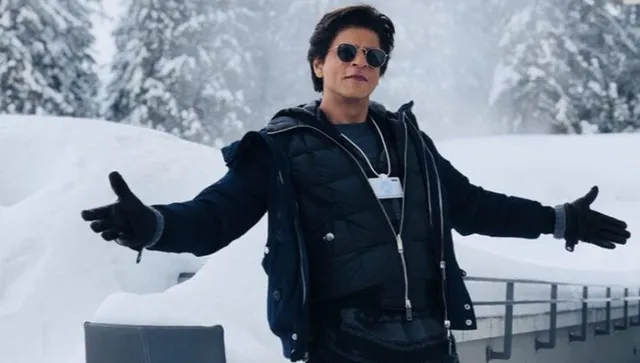 ବଲିଉଡ୍‌ରେ ବିତାଇଥିବା ୨୬ବର୍ଷର ସ୍ମୃତିକୁ ମନେ ପକାଇ କାନ୍ଦି ପକାଇଲେ ଶାହାରୁଖ୍‌ ଖାନ୍‌, ଦେଖନ୍ତୁ ଭିଡ଼ିଓ