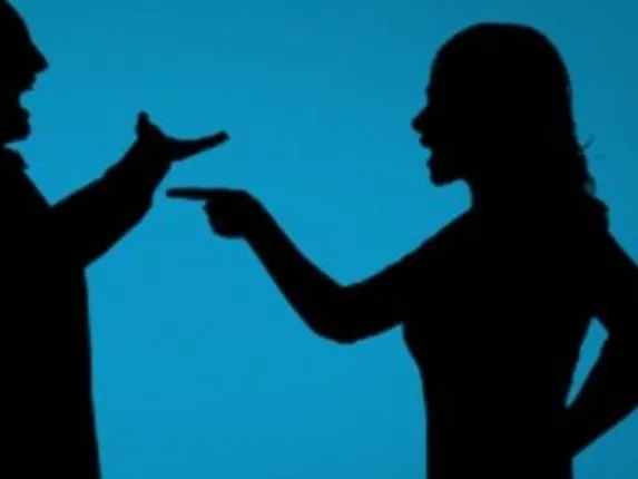 ଦୁଷ୍କର୍ମ ମାମଲା ଫେରାଇ ଆଣିବା ପାଇଁ ପ୍ରେମିକକୁ ୭ଲକ୍ଷ ଟଙ୍କା ମାଗିବାରୁ ପ୍ରେମିକା ବିରୋଧରେ ମାମଲା ରୁଜୁ କଲା ପୁଲିସ