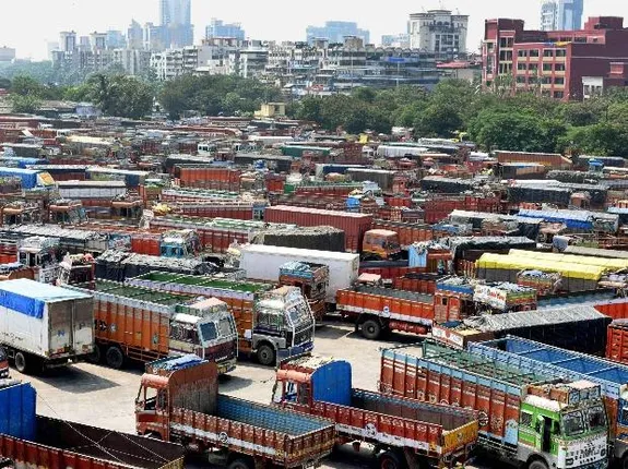 ଟ୍ରକ୍‌ ଧର୍ମଘଟ ପ୍ରତ୍ୟାହୃତ