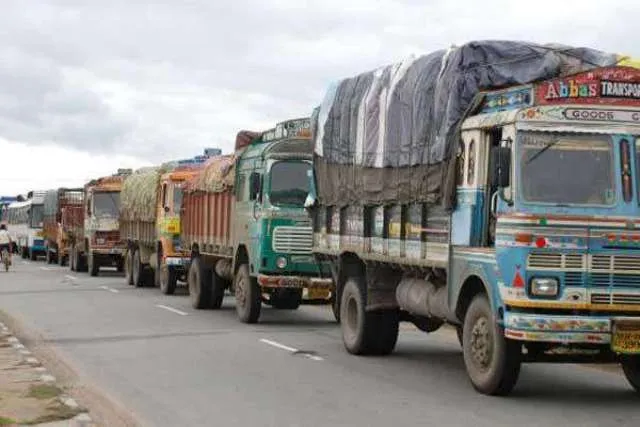 ନିତିଦିନିଆ ସାମଗ୍ରୀ ପରିବହନ ବାଧାପ୍ରାପ୍ତ