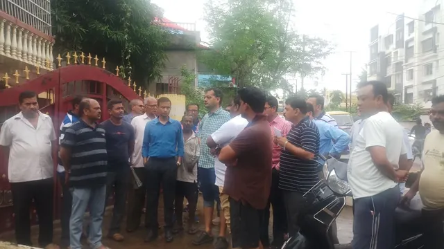 ଡ୍ରେନ୍‌ କଡ଼ରେ ୬କିମି ଚାଲିଲେ କମିସନର୍‌