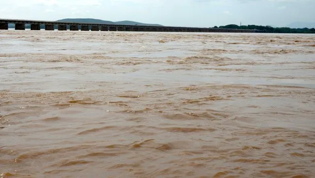 ମୁଣ୍ଡୁଳିରେ ବନ୍ୟା ଜଳ