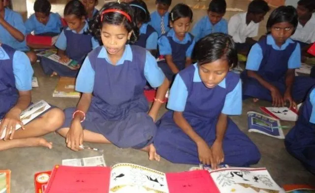 ବିଲୀନ ହେବ ୨୧୫୨ ସ୍କୁଲ