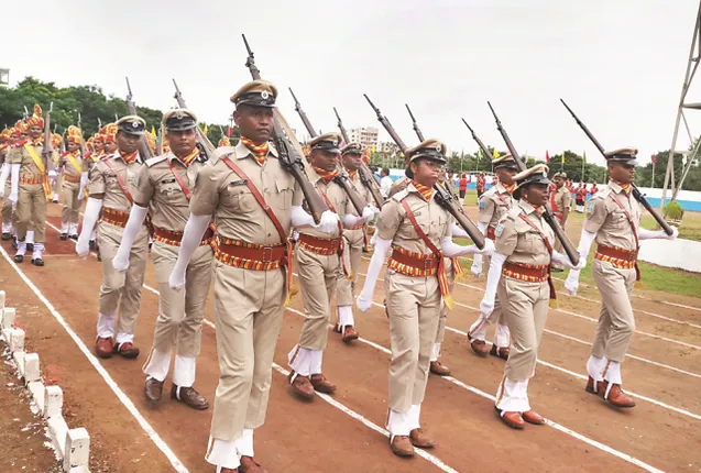 ଓଏମ୍‌ଭିଡି ଏସ୍‌ଆଇ ପାସିଂ ଆଉଟ୍‌ ପରେଡ୍‌: ‘ଜିଡିପିକୁ ପ୍ରଭାବିତ କରୁଛି ଦୁର୍ଘଟଣାଜନିତ ମୃତ୍ୟୁ’