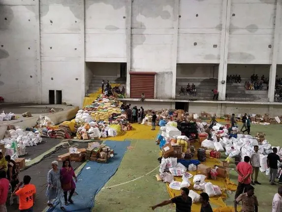 ବନ୍ୟା ପୀଡ଼ିତଙ୍କୁ ଫାଲକନ ମେରାଇନ୍‌ ଏକ୍ସପୋର୍ଟ୍‌ସ ଲିମିଟେଡ୍‌ର ସହାୟତା