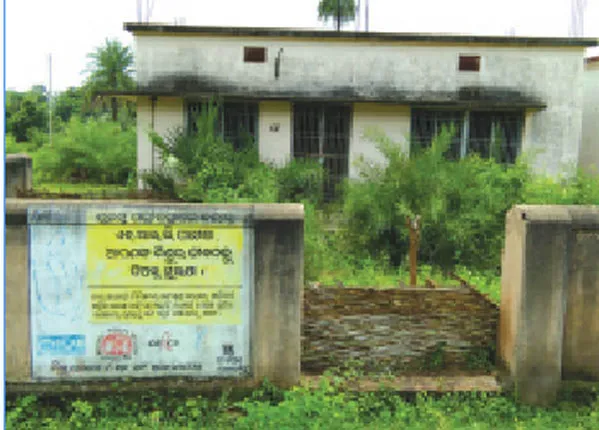 ଖତ ଖାଉଛି ସରକାରୀ କ୍ୱାର୍ଟର୍ସ