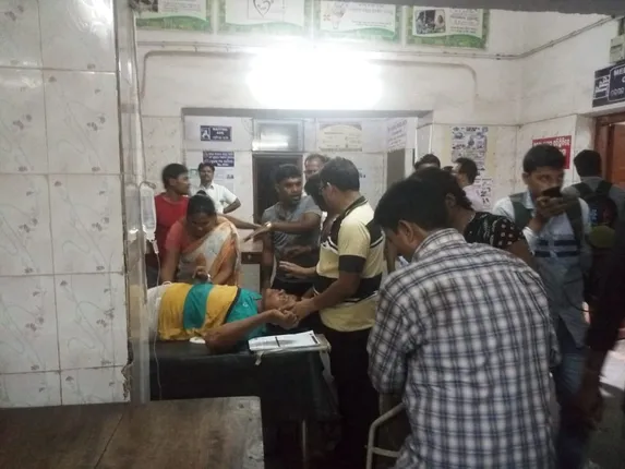 ଭଦ୍ରକ: ଓଲଟିଲା ଯାତ୍ରୀ ବସ, ୩୦ ଆହତ, ୨ ଗୁରୁତର