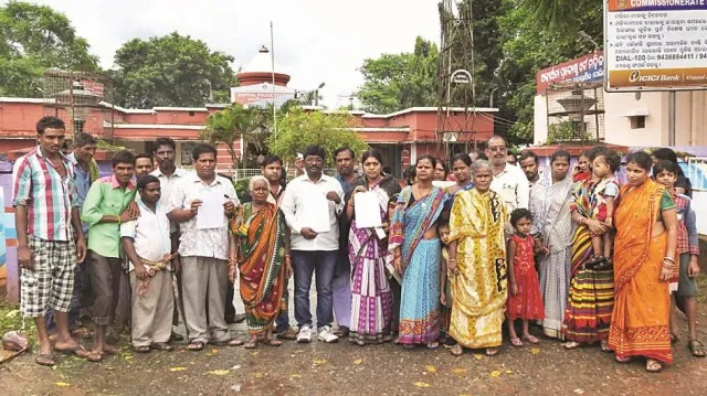 ଡ୍ରେନ୍‌ରେ ଭାସି ବୃଦ୍ଧଙ୍କ ମୃତ୍ୟୁ ଘଟଣା: କଂଗ୍ରେସର କ୍ୟାପିଟାଲ ଥାନା ଘେରାଉ