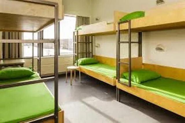 ପଢ଼ା ଶେଷ ପରେ ବି ହଷ୍ଟେଲ ମୋହ ଭାଙ୍ଗୁନି