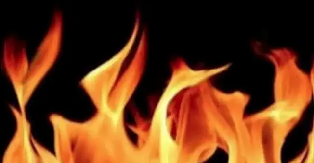 ମସ୍‌ଜିଦ୍‌ ପାଖରେ ଇମାମ୍‌ଙ୍କ ଦେହରେ ନିଅାଁ ଲଗାଇ ଦେଲେ ବୁର୍ଖା ପରିହିତା ମହିଳା