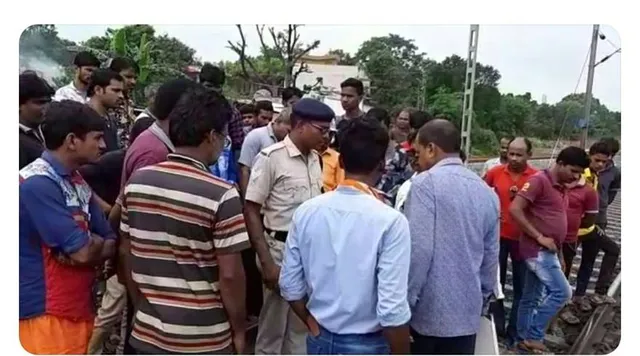 ଝାରସୁଗୁଡ଼ା: ଖେଳୁଥିବା ଭଣଜାକୁ ବଞ୍ଚାଇବାକୁ ଯାଇ ଭଣଜା ସହିତ ଟ୍ରେନ୍‌ରେ କଟିଗଲେ ମାଇଁ