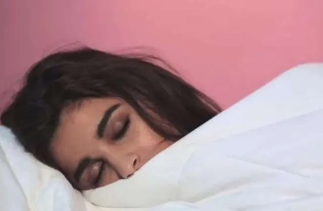 ରାତିରେ ଶୋଇବା ପୂର୍ବରୁ ଆପଣ ବି ଶୁଣିଥିବେ ଏଭଳି ଶବ୍ଦ, ସେହି ସମୟରେ କରନ୍ତୁ ଏହି କାମ ହେବ ଚମତ୍କାର