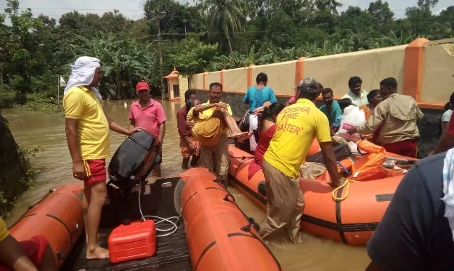କେରଳରେ ଓଡ଼ିଶା ଅଗ୍ନିଶମ କର୍ମଚାରୀଙ୍କ ଉଦ୍ଧାର କାର୍ଯ୍ୟ