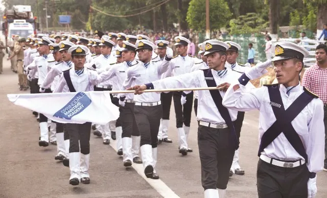 ଭୁବନେଶ୍ୱର : ମହାତ୍ମାଗାନ୍ଧୀ ମାର୍ଗରେ ସ୍ୱାଧୀନତା ଦିବସ ପରେଡ୍‌ ଅଭ୍ୟାସ