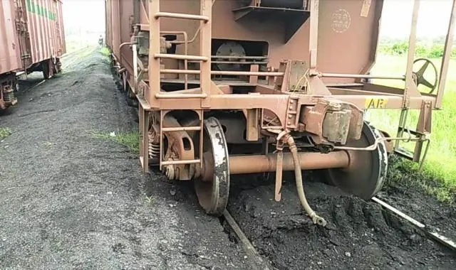 ପାରାଦୀପରେ ମାଲଗାଡ଼ିର ୯ ବଗି ଲାଇନ୍‌ଚ୍ୟୁତ