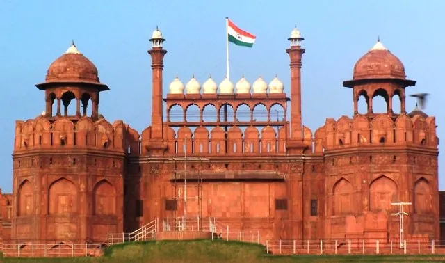 ପ୍ରଧାନମନ୍ତ୍ରୀ ହୋଇ ବି ଏମାନେ ଲାଲକିଲ୍ଲାରେ ଜାତୀୟ ପତାକା ଉତ୍ତୋଳନ କରି ପାରି ନ ଥିଲେ