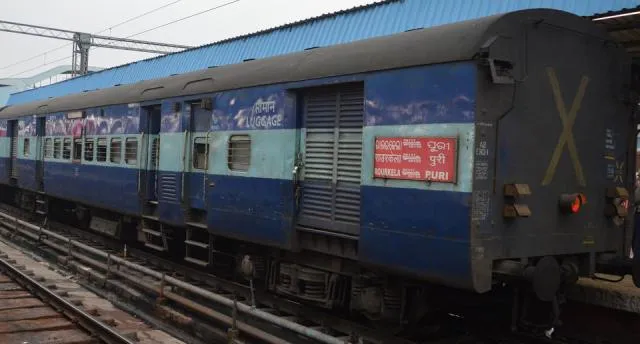 ରାଉରକେଲା-ପୁରୀ ପାସେଞ୍ଜର ଟ୍ରେନ୍‌ ଆଂଶିକ ବାତିଲ୍‌