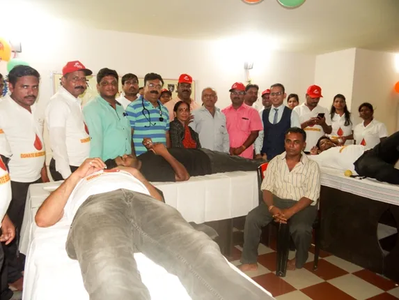 ଫ୍ୟୁଚର୍‌ ମେକର୍‌ ଓ ଶ୍ରୀକାନ୍ତ ସାହୁ ଗ୍ରୁପ୍‌ ପକ୍ଷରୁ ରକ୍ତଦାନ ଶିବିର