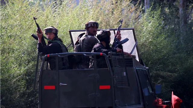 କଶ୍ମୀରର ସୋପିଆନ୍‌ରୁ ଅପହୃତ ୩ ପୁଲିସଙ୍କୁ ହତ୍ୟା କଲେ ଆତଙ୍କବାଦୀ