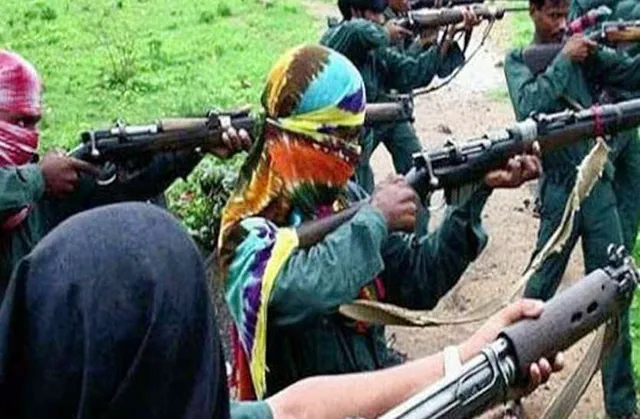 ଝାଡ଼ଖଣ୍ଡ: ଷଢ଼େଇକଳାରେ ନକ୍ସଲ ଆକ୍ରମଣ, ୫ ପୁଲିସ ସହିଦ