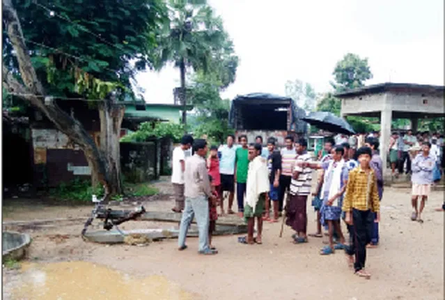 ଟ୍ରକ୍‌ ଧକ୍କାରେ ବିଦ୍ୟୁତ ଖୁଣ୍ଟ ଭାଙ୍ଗିଲା, ମୁସ୍କୁଟି ଗାଁ ଅନ୍ଧାର