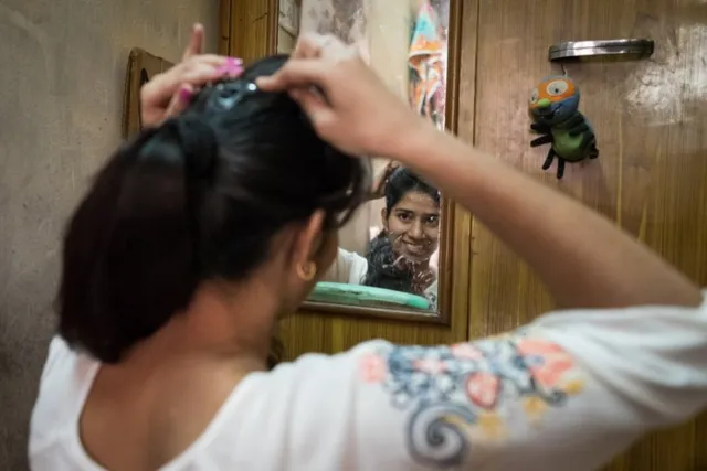 ଝିଅ କେଶରେ ତେଲ ଲଗାଇବା ମହଙ୍ଗା ପଡ଼ିଲା, ସବୁଦିନ ପାଇଁ ଝିଅକୁ ହରାଇ ଦେଲା ମା’