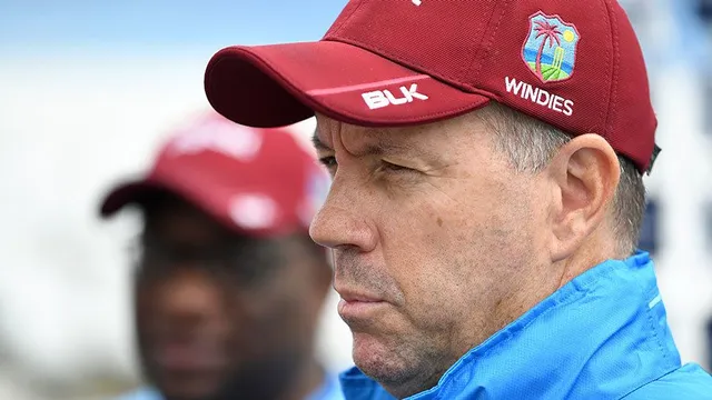 ୱେଷ୍ଟଇଣ୍ଡିଜ୍ ପ୍ରଶିକ୍ଷକ ଲ’ ନିଲମ୍ବିତ